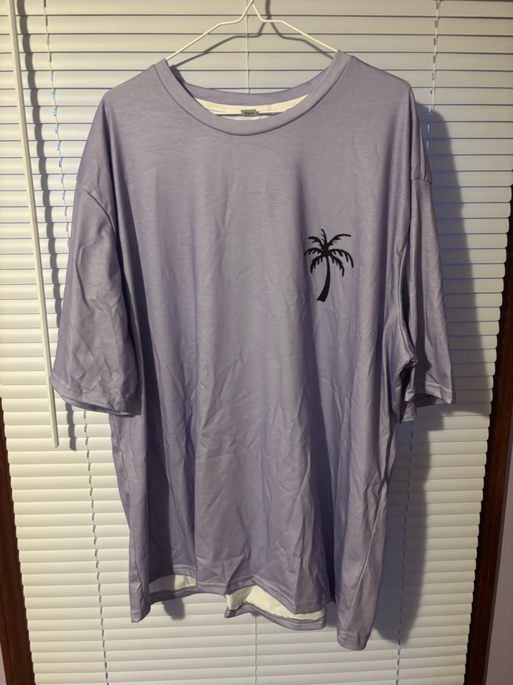 Men's Lilac Palm Graphic Tee - Casual Short Sleeve Shirt